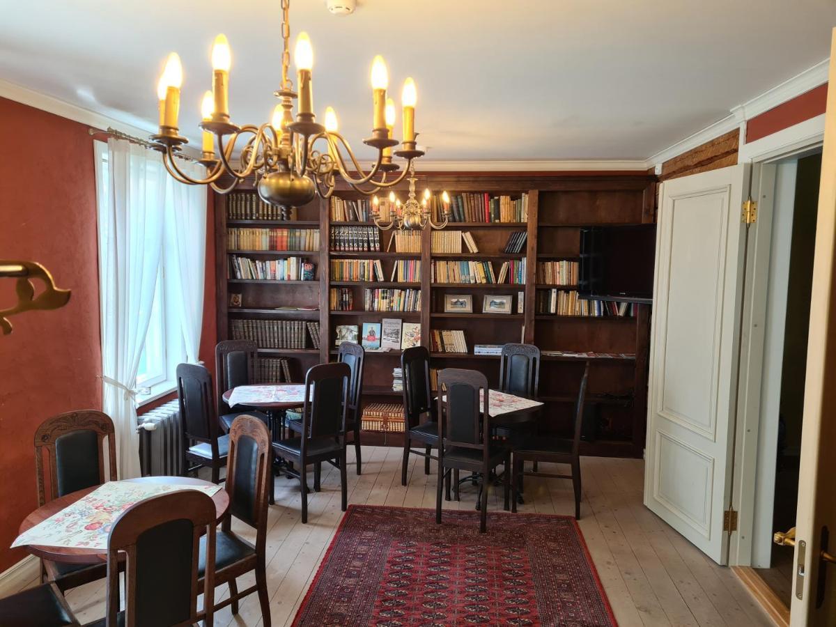 Lahe Guesthouse 합살루 외부 사진