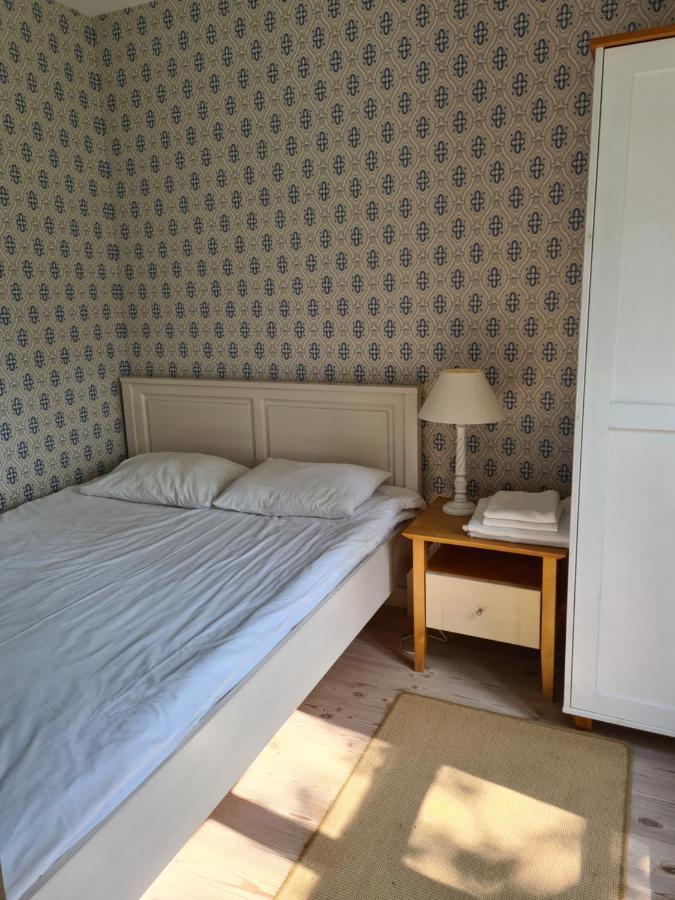Lahe Guesthouse 합살루 외부 사진
